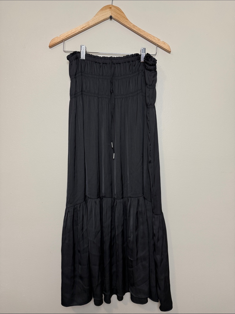 Maison d’ Amelie Black Smocked Waist Maxi Skirt size M